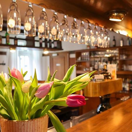 Rehlinger Hof Hotel Rehlingen Екстериор снимка