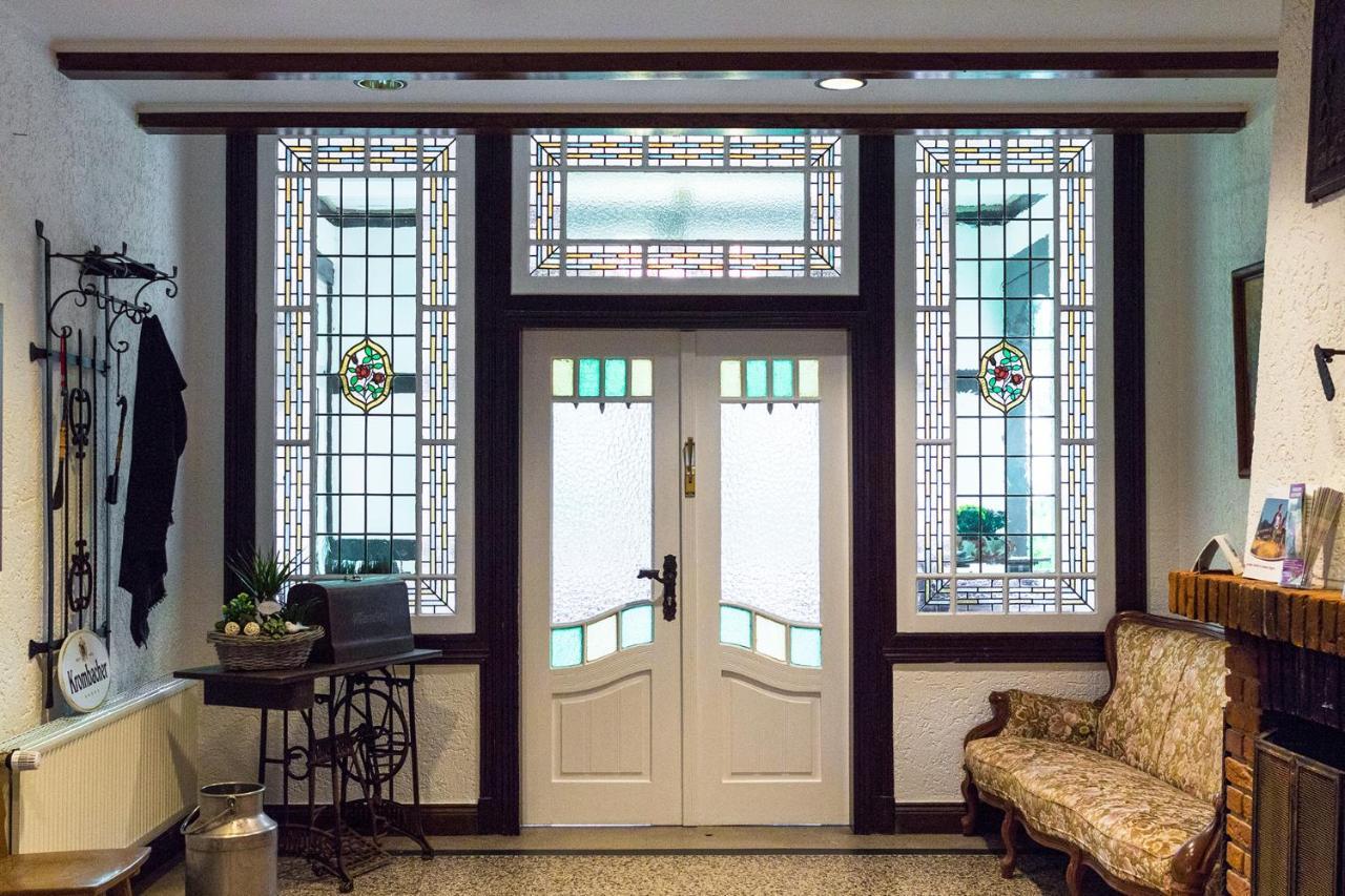 Rehlinger Hof Hotel Rehlingen Екстериор снимка